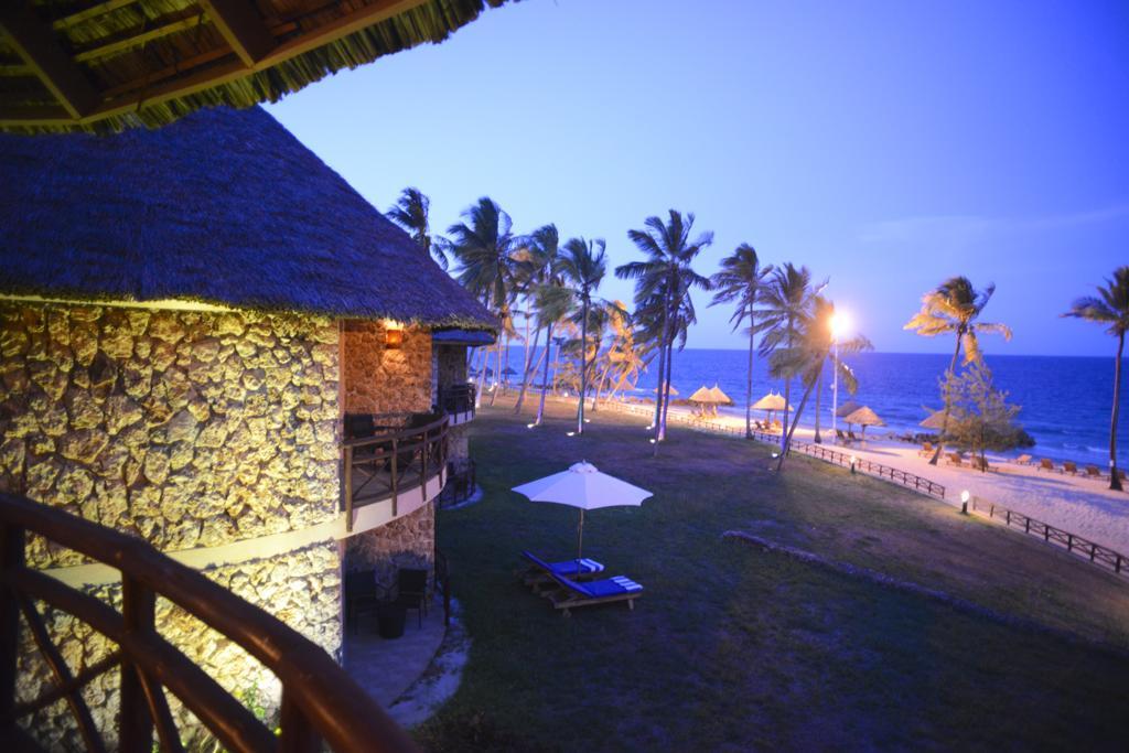 Ledger Plaza Bahari Beach Hotel Dar es Salaam Exteriör bild
